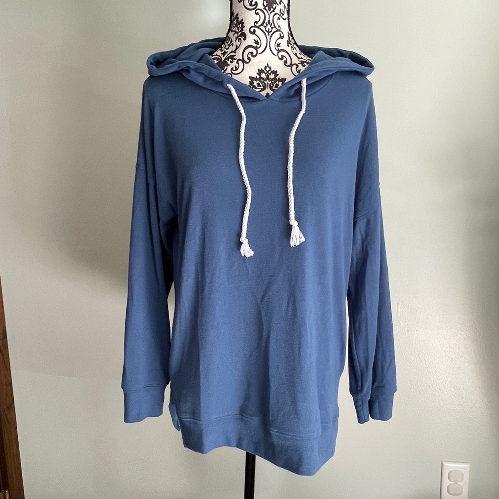 ❗️SOLD❗️Blue Hooded Tunic Sweatshirt Women’s Size M Relaxed Long Sleeve Pullover